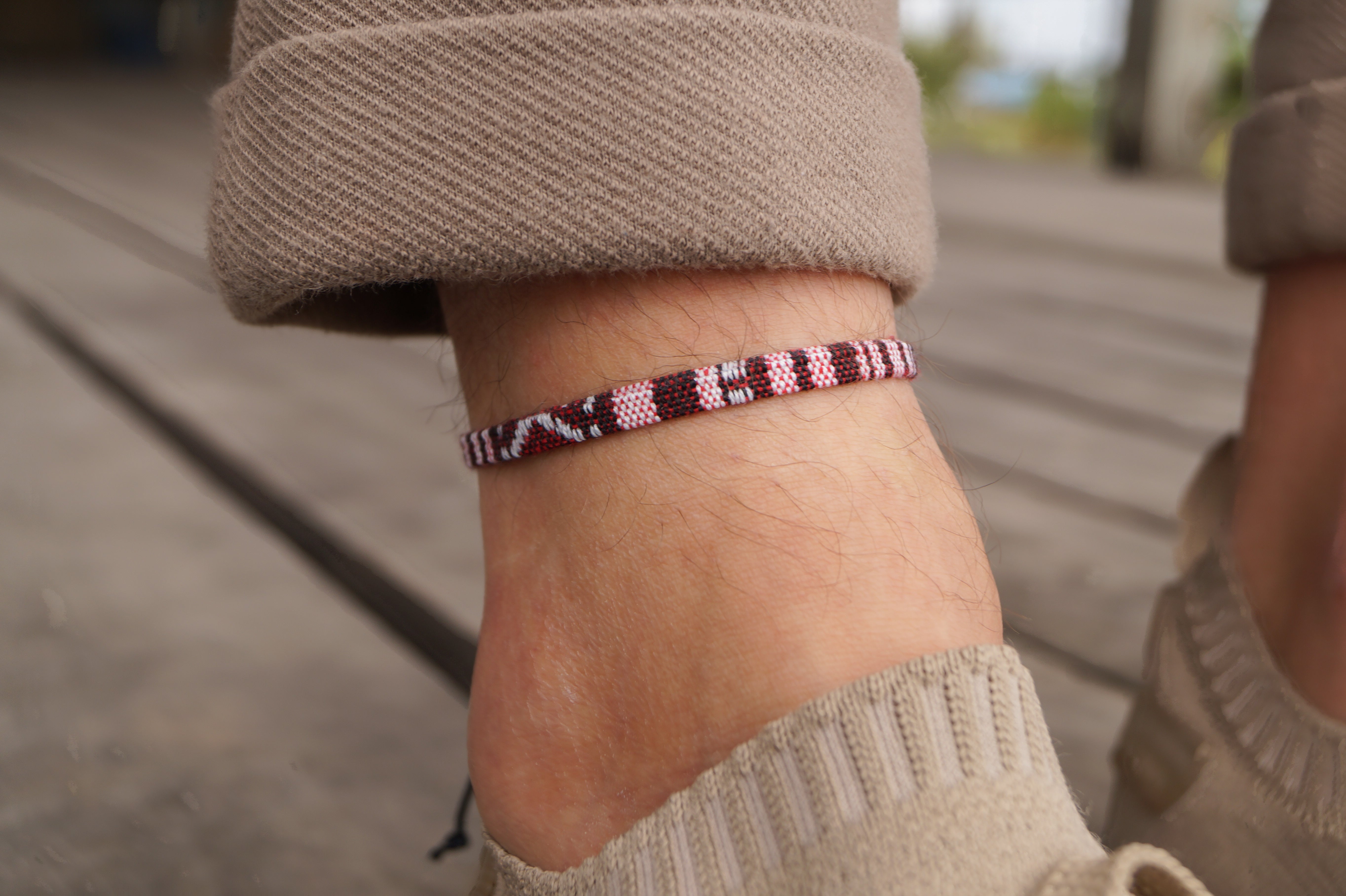 Boho Surfer Anklet Men - Ruby Red