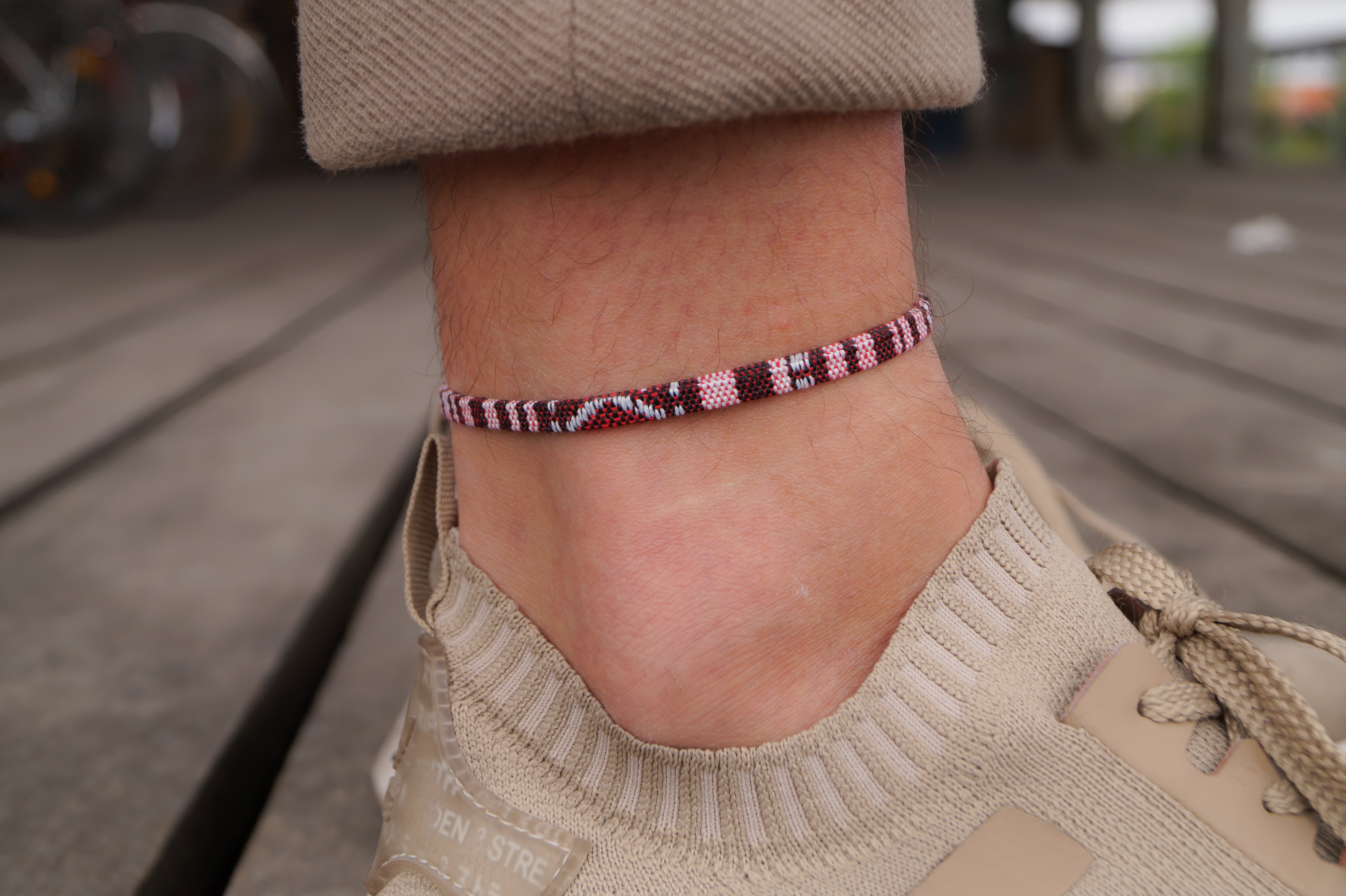 Boho Surfer Anklet Men - Ruby Red