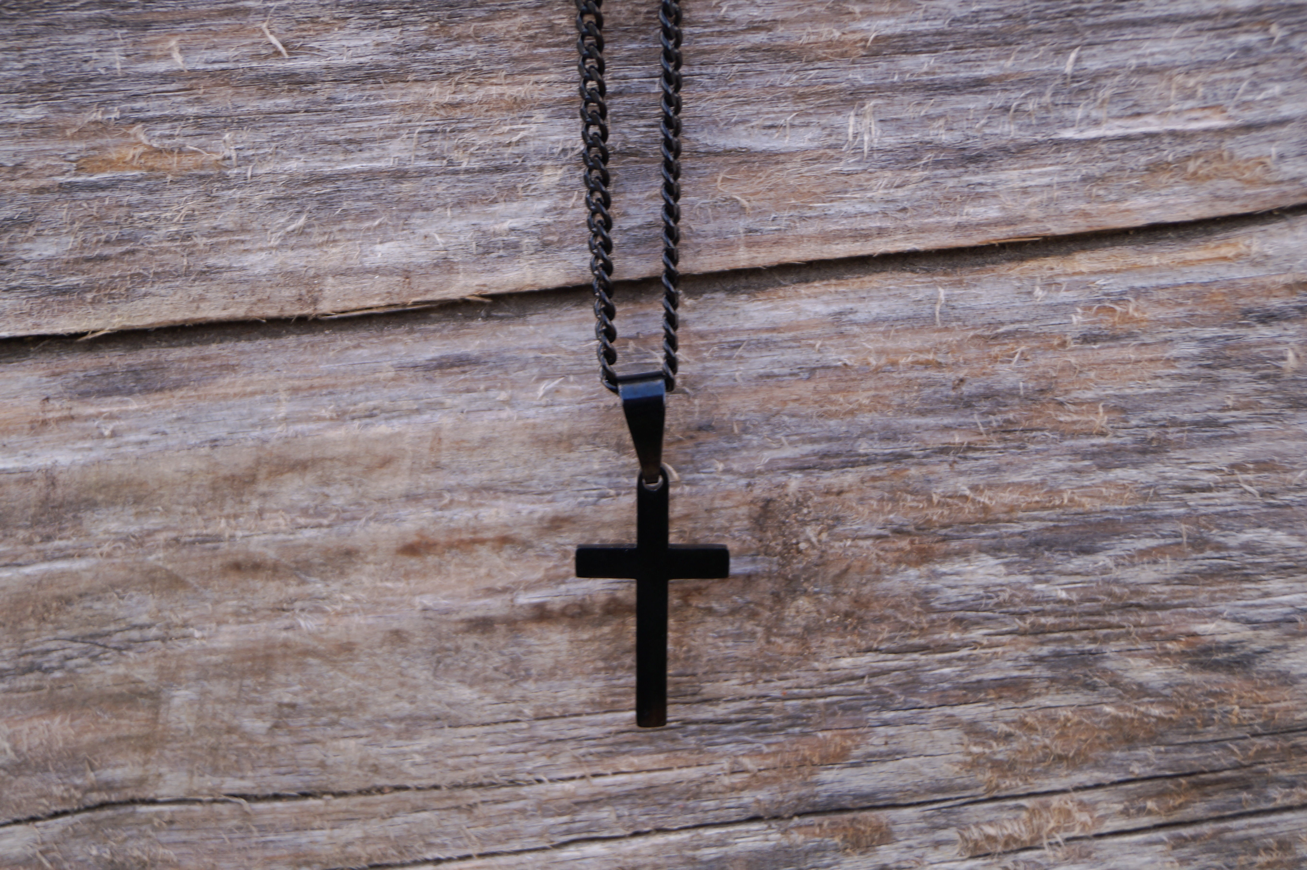 Surfer Necklace -Black Cross